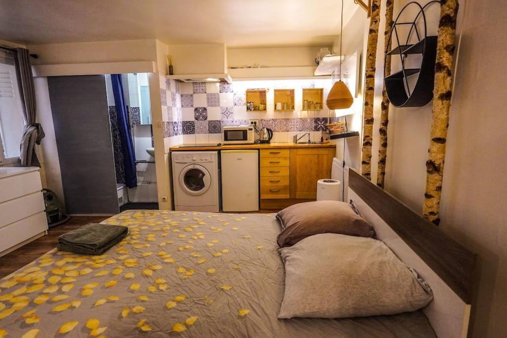 Cozy Studio In The Heart Of باريس المظهر الخارجي الصورة